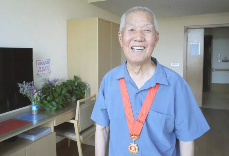 80岁"老铁"成我院网红! - 银川隆光养老